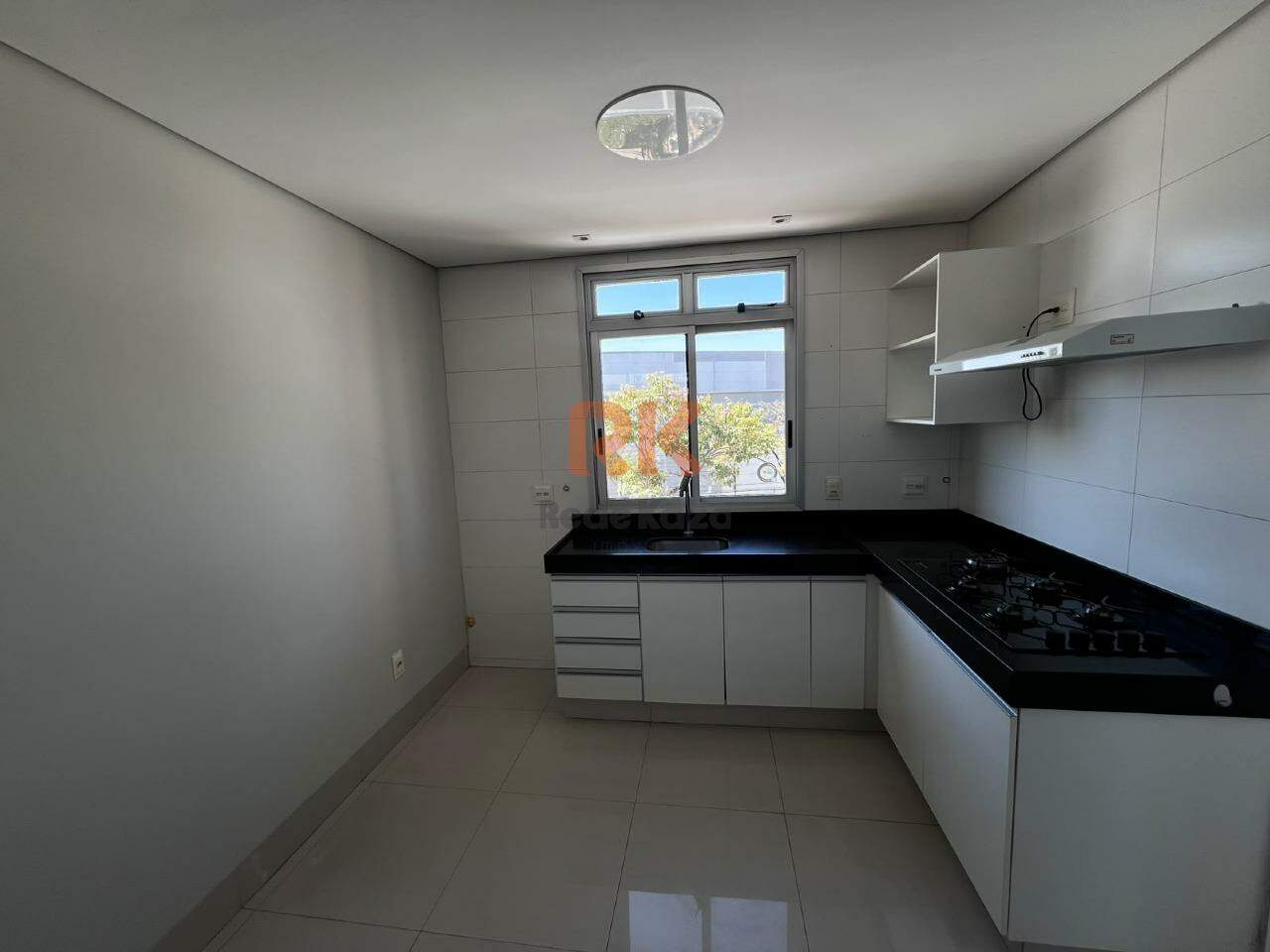 Apartamento para aluguel no Cabral: 