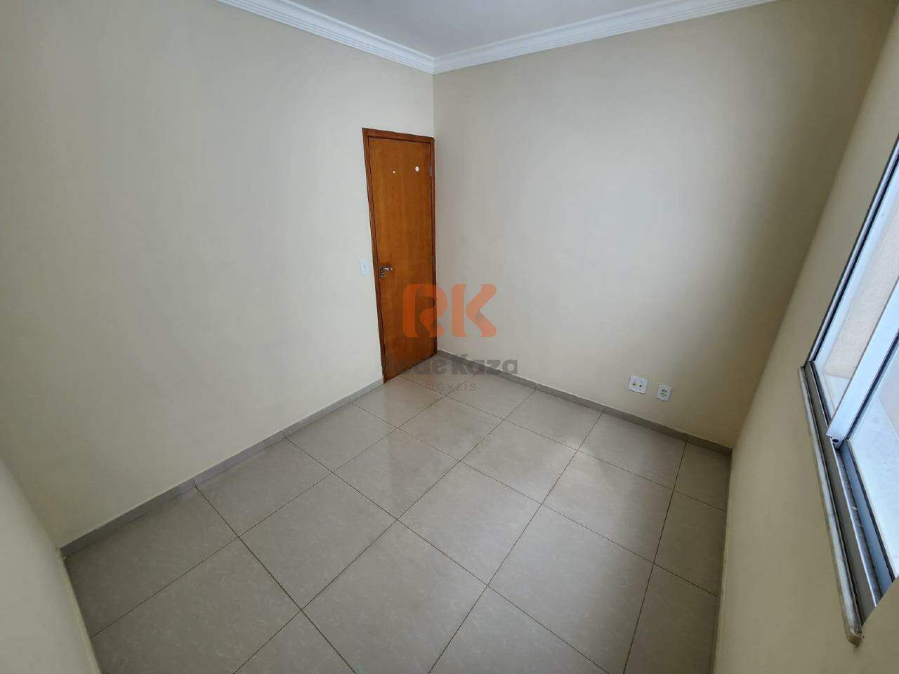 Apartamento para aluguel no Cabral: 