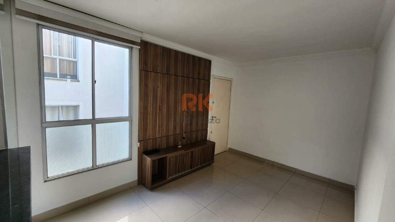 Apartamento para aluguel no Cabral: 