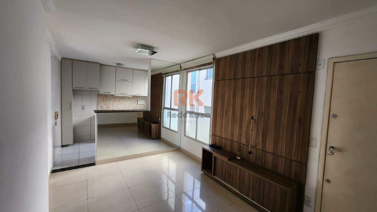 Apartamento para aluguel no Cabral: 