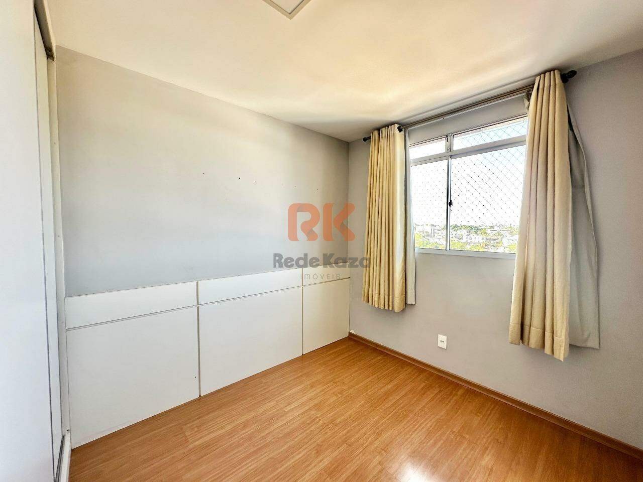 Apartamento à venda no Cabral: 