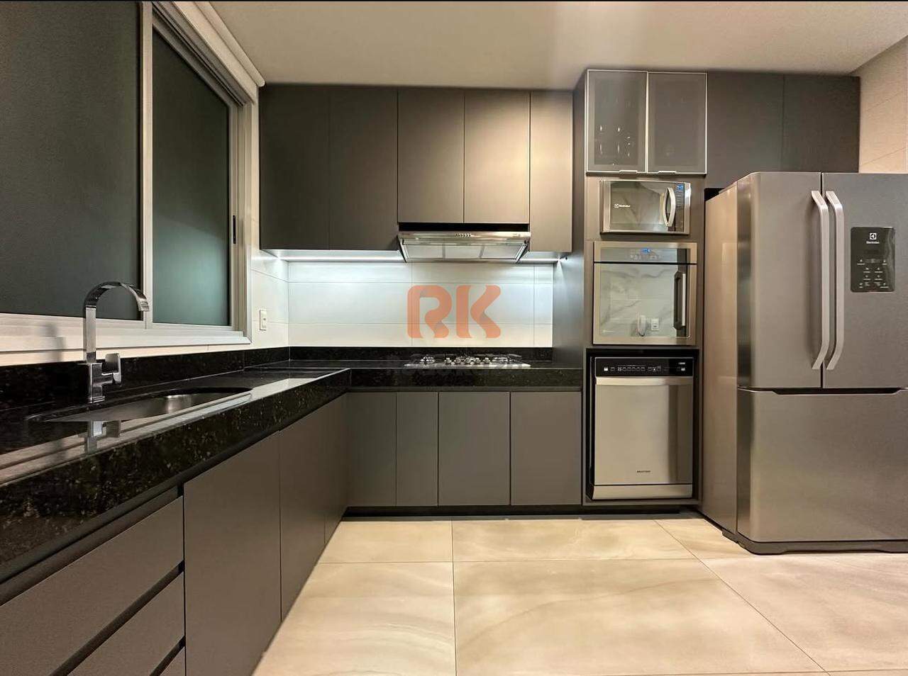 Apartamento à venda no Cabral: 