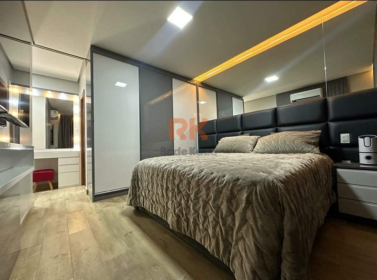 Apartamento à venda no Cabral: 
