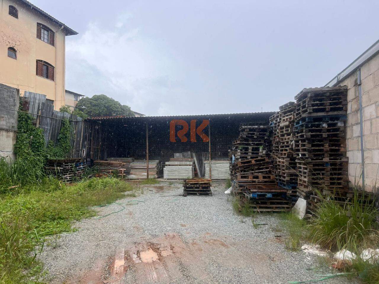 Terreno / Área à venda no Arvoredo I: 