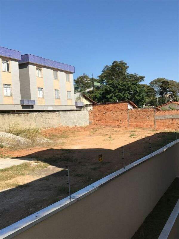 Terreno / Área à venda no Paquetá: 