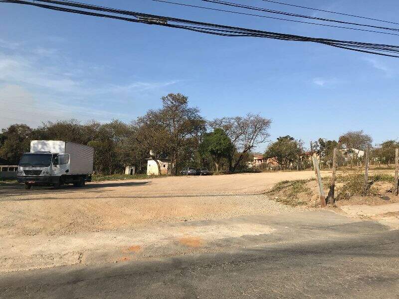 Terreno / Área à venda no Chácara Cotia: 