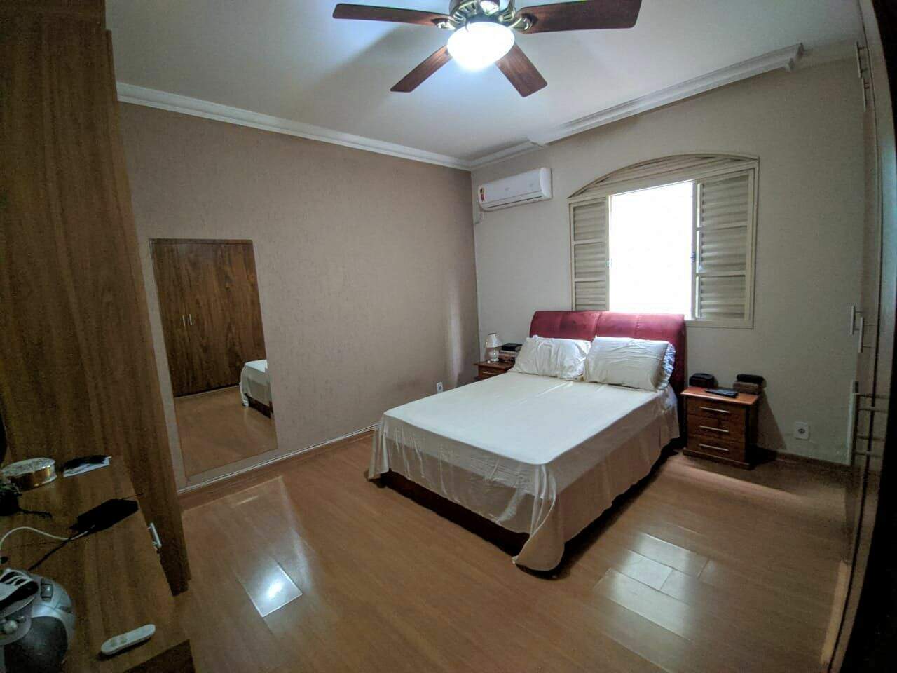 Casa à venda no Arvoredo I: 