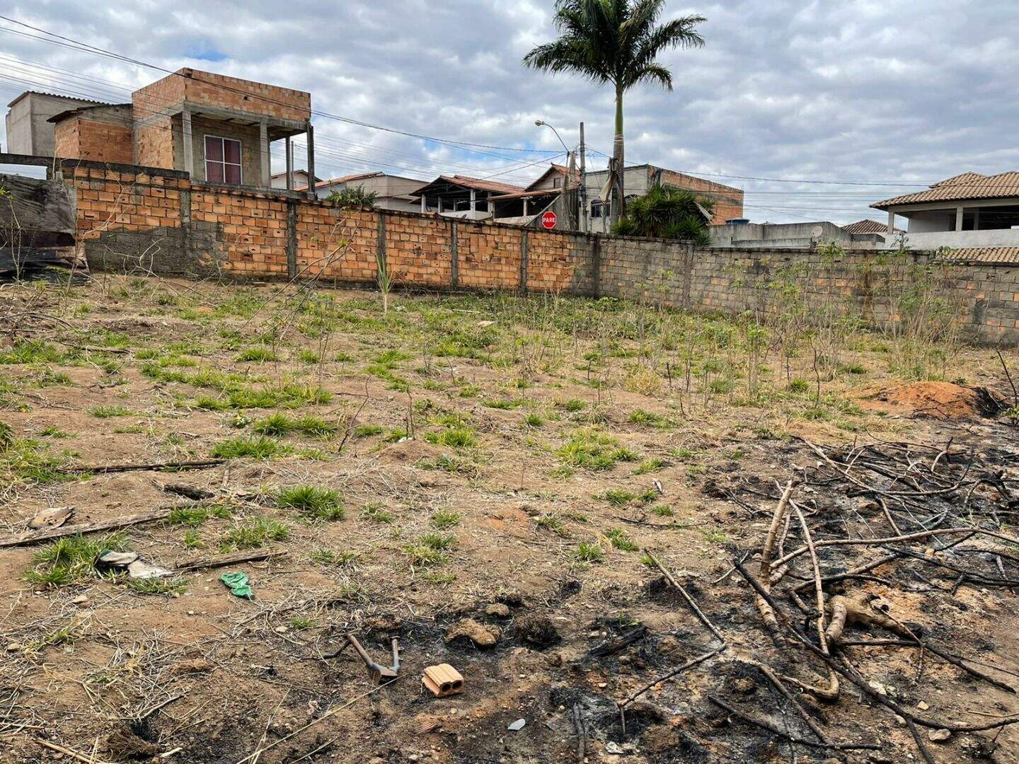 Terreno / Área à venda no Xangrilá: 