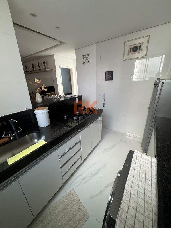Apartamento à venda no Arpoador: 