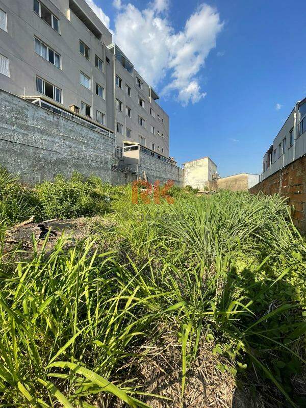 Terreno / Área à venda no Ressaca: 