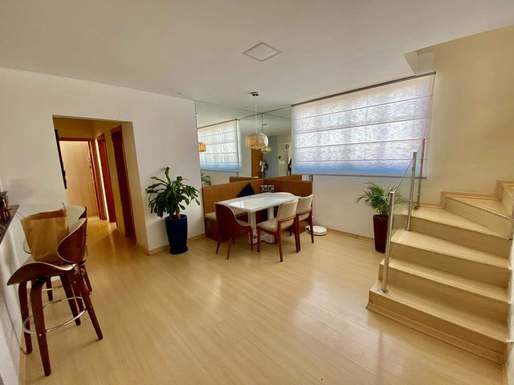 Cobertura à venda no Cabral: 