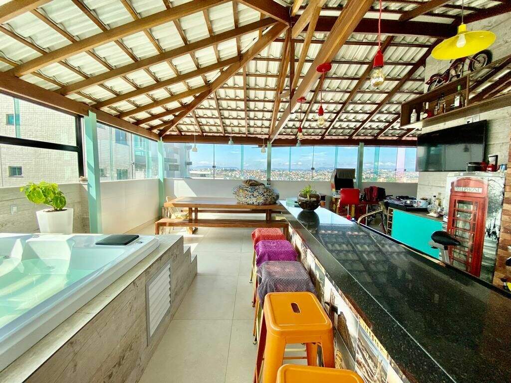 Cobertura à venda no Cabral: 