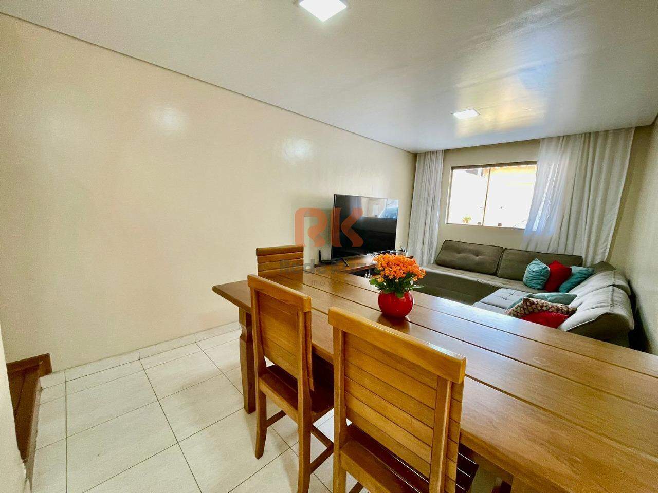 Casa à venda no Arvoredo I: 