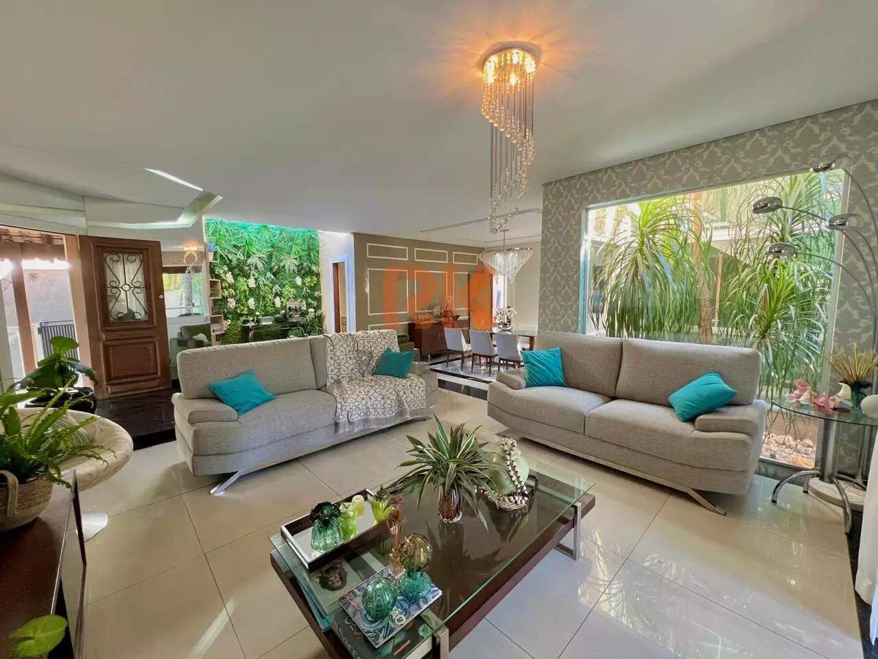 Casa à venda no Trevo: 