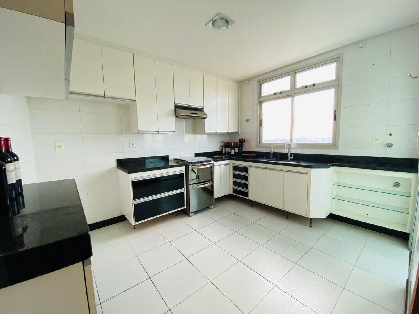 Cobertura à venda no Eldorado: 