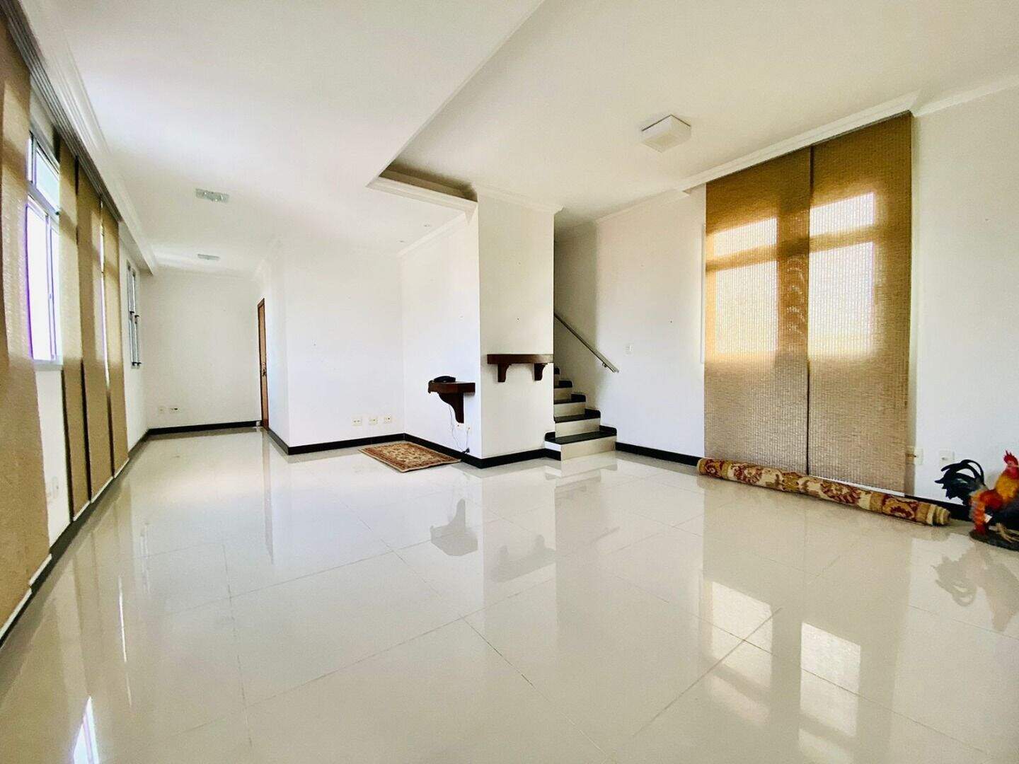 Cobertura à venda no Eldorado: 