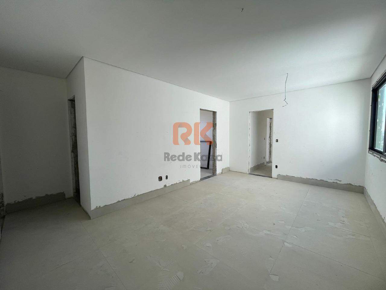 Apartamento à venda no Cabral: 