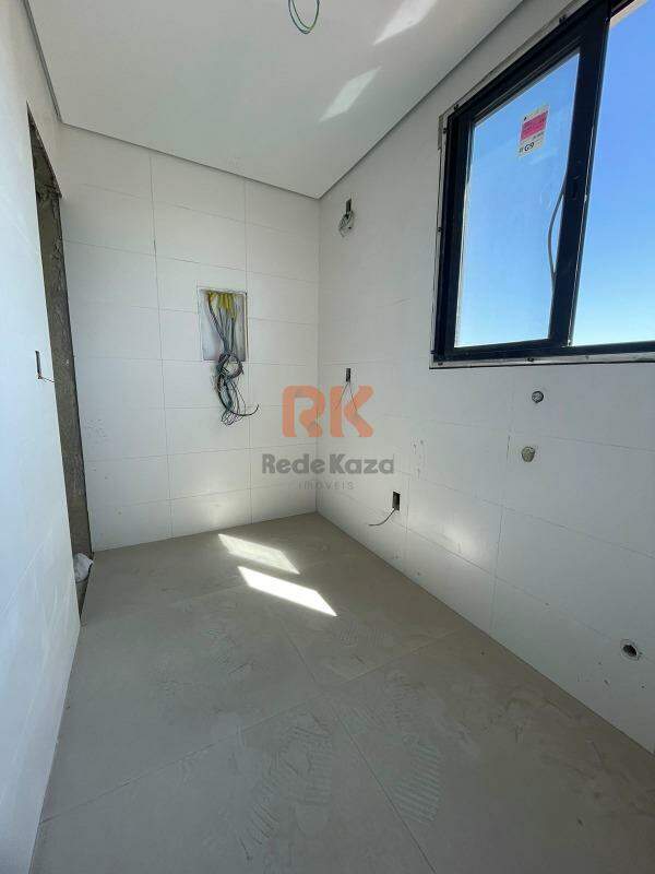 Apartamento à venda no Cabral: 