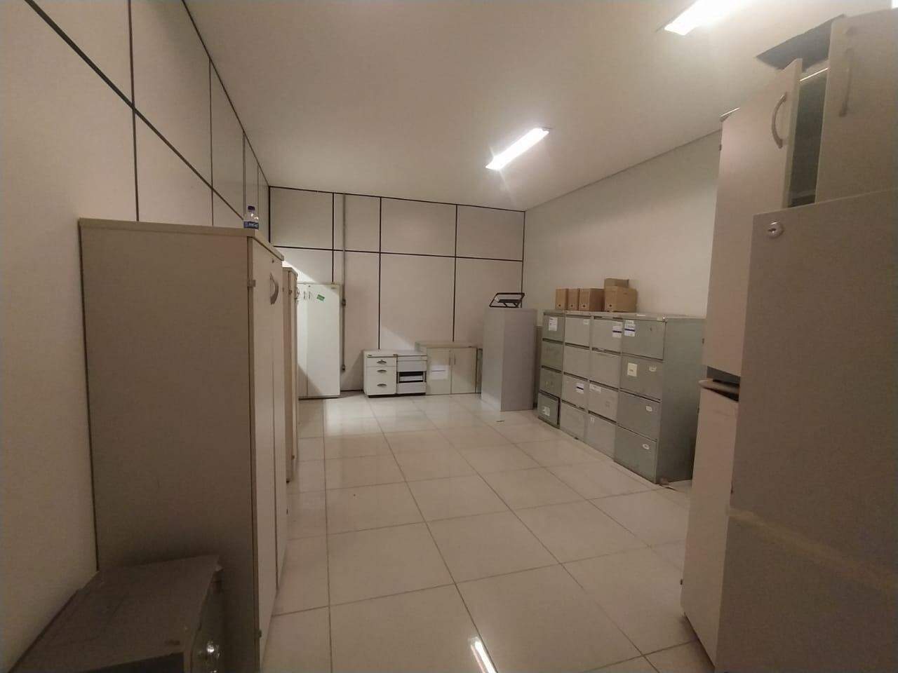 Sala para aluguel no Chácara Cotia: 