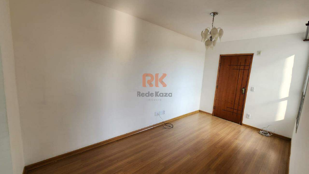 Apartamento para aluguel no Chácaras Reunidas Santa Terezinha: 
