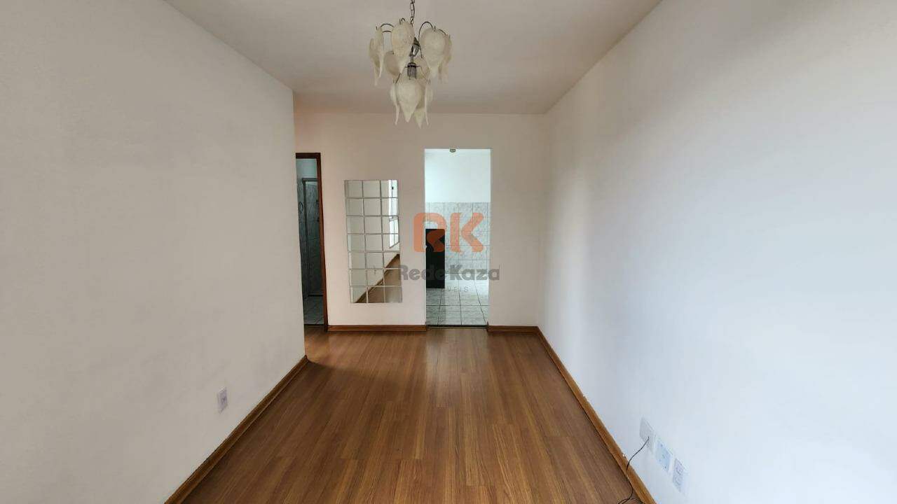 Apartamento para aluguel no Chácaras Reunidas Santa Terezinha: 