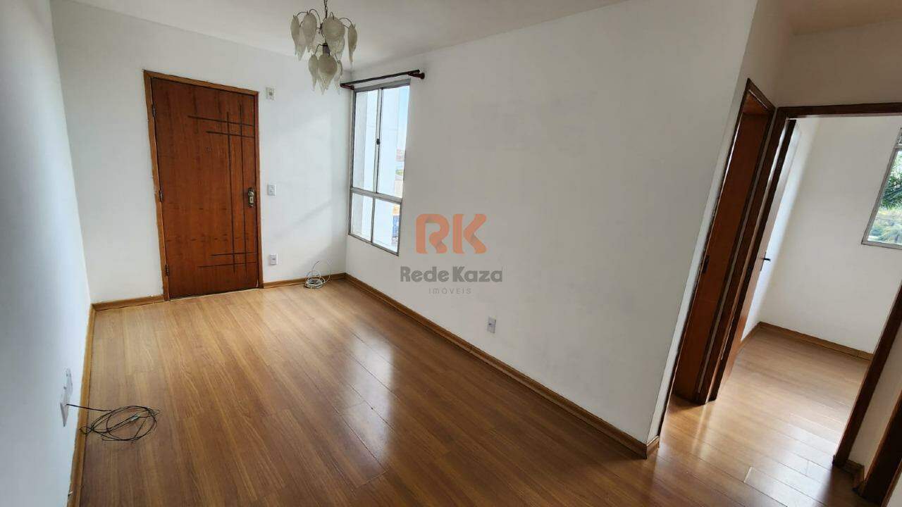 Apartamento para aluguel no Chácaras Reunidas Santa Terezinha: 