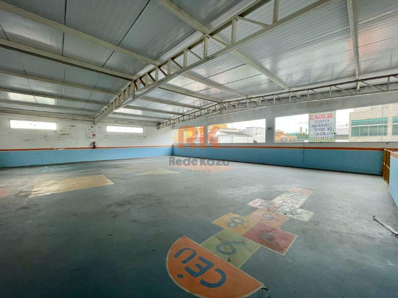 Salão para aluguel no Cândida Ferreira: 