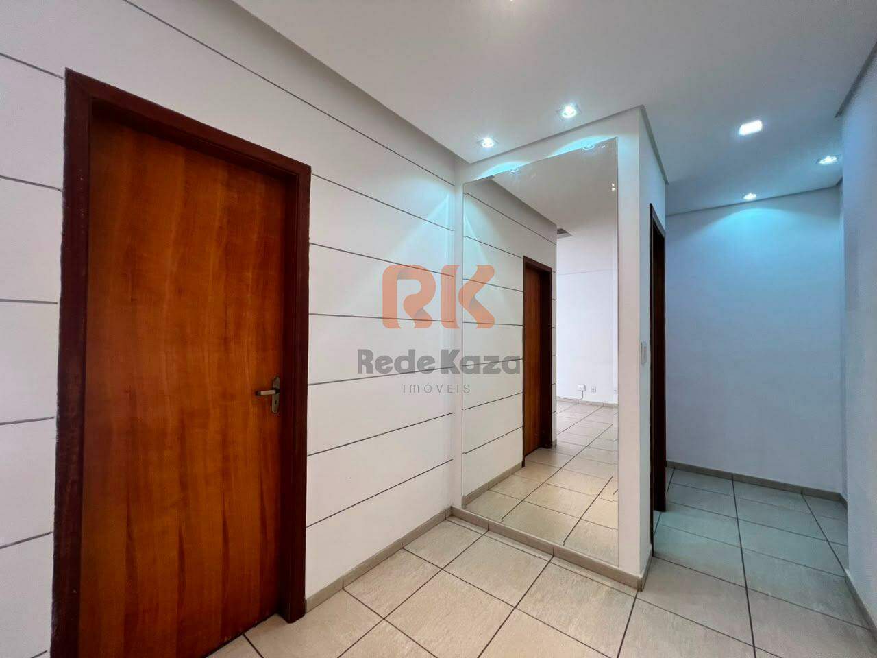 Apartamento para aluguel no Castelo: 