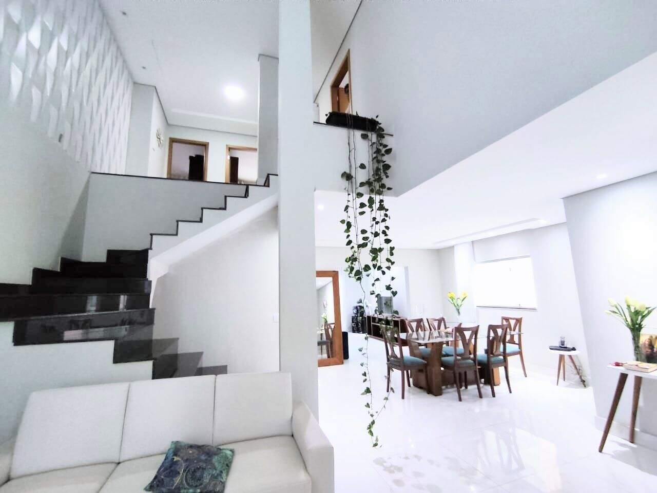 Casa para aluguel no Cabral: 