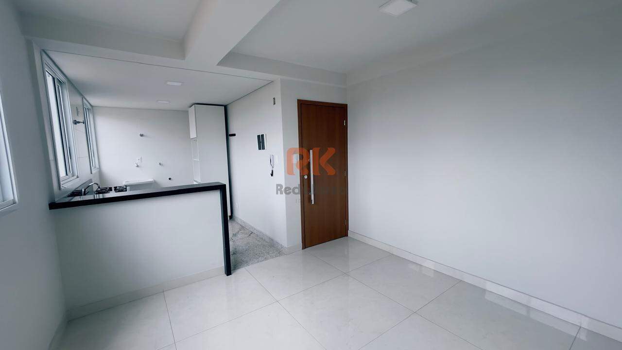 Apartamento para aluguel no Cabral: 