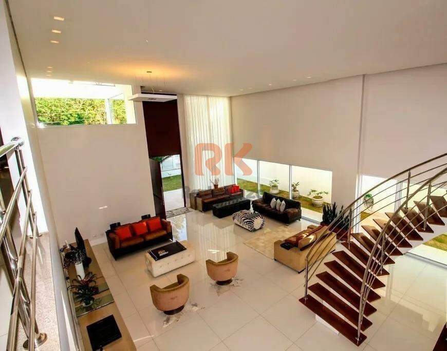 Casa à venda no Bandeirantes: 
