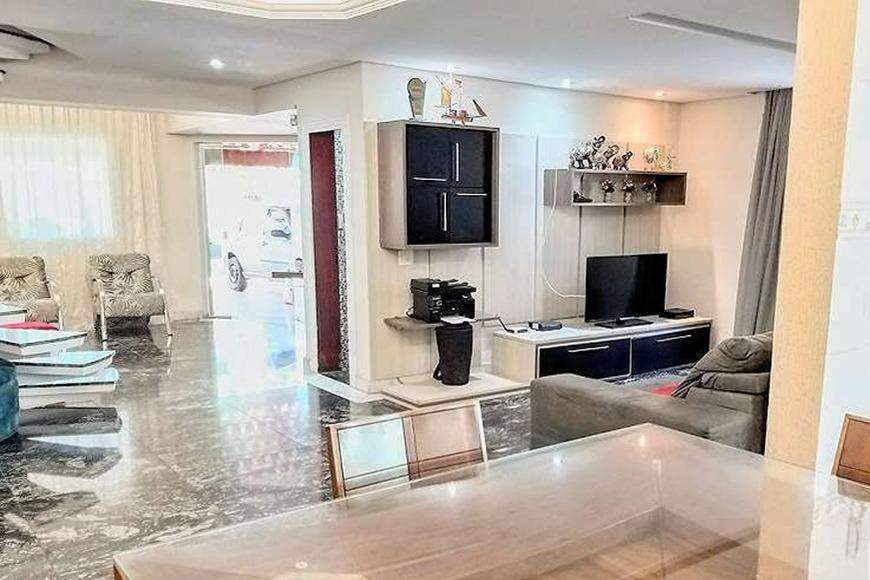 Casa à venda no Bandeirantes: 