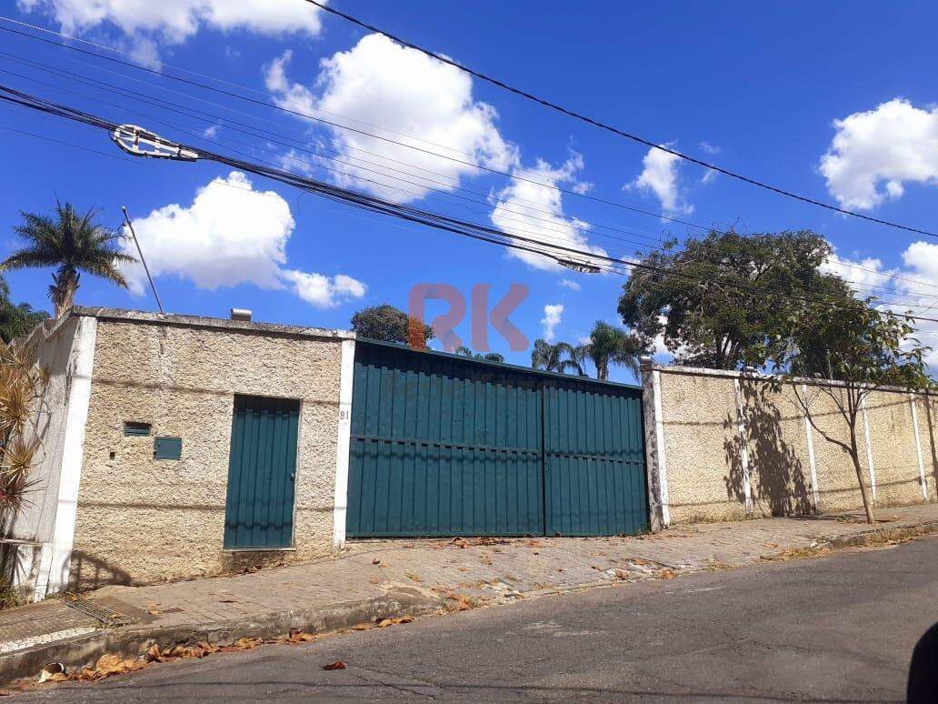 Terreno / Área à venda no São Luiz: 