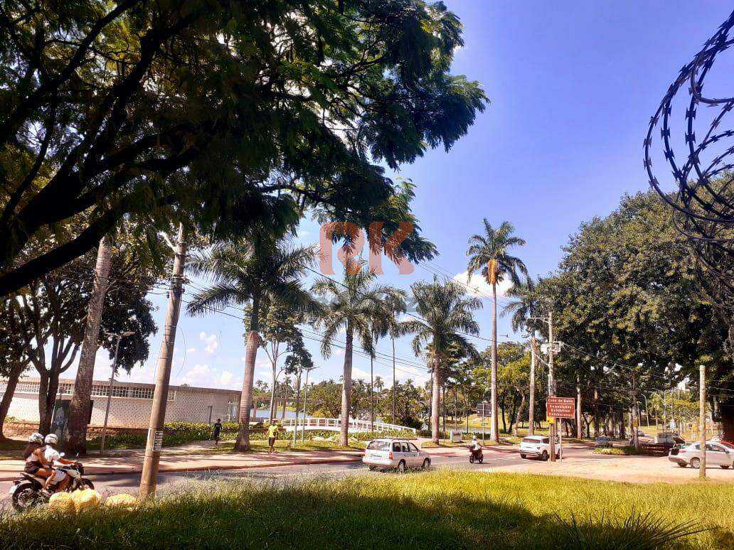 Terreno / Área à venda no Pampulha: 