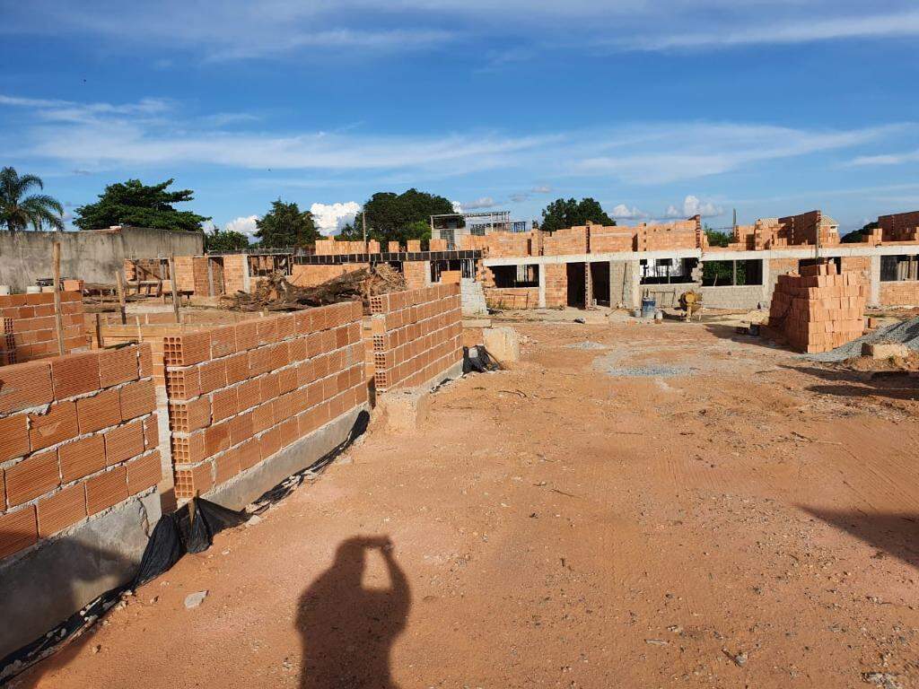 Casa à venda no Trevo: 