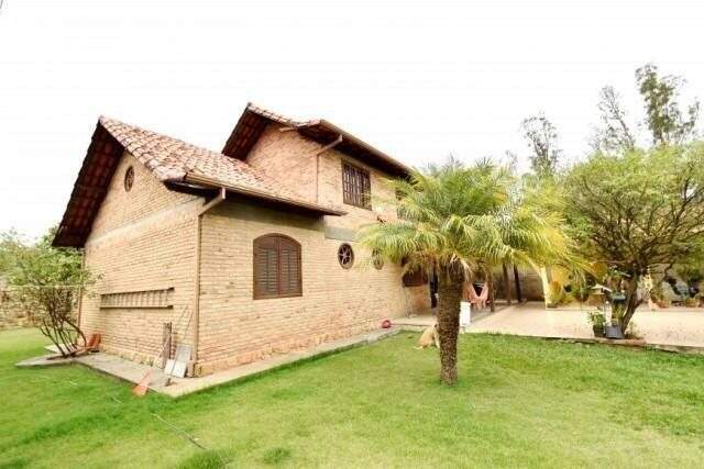 Casa à venda no Bandeirantes: 