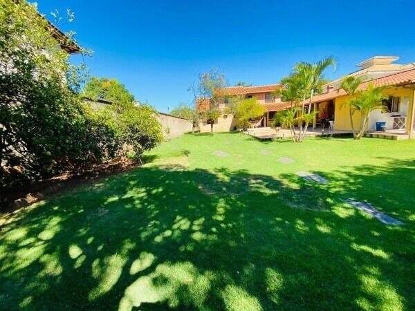 Casa à venda no Bandeirantes: 