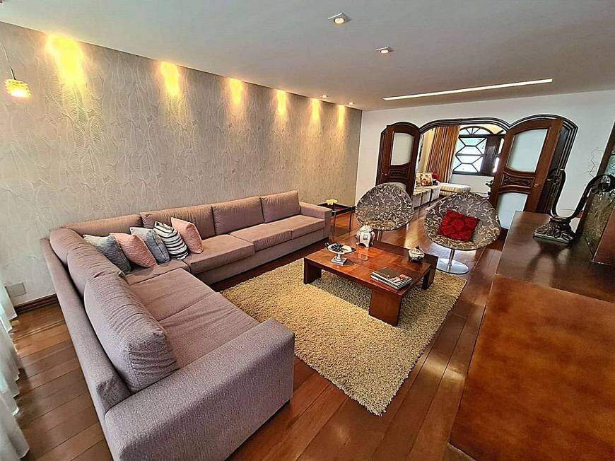 Casa à venda no Bandeirantes: 