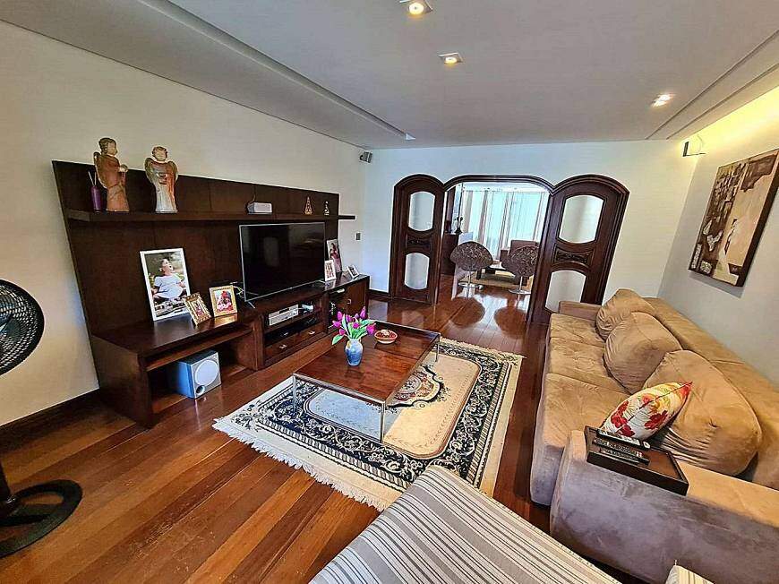 Casa à venda no Bandeirantes: 