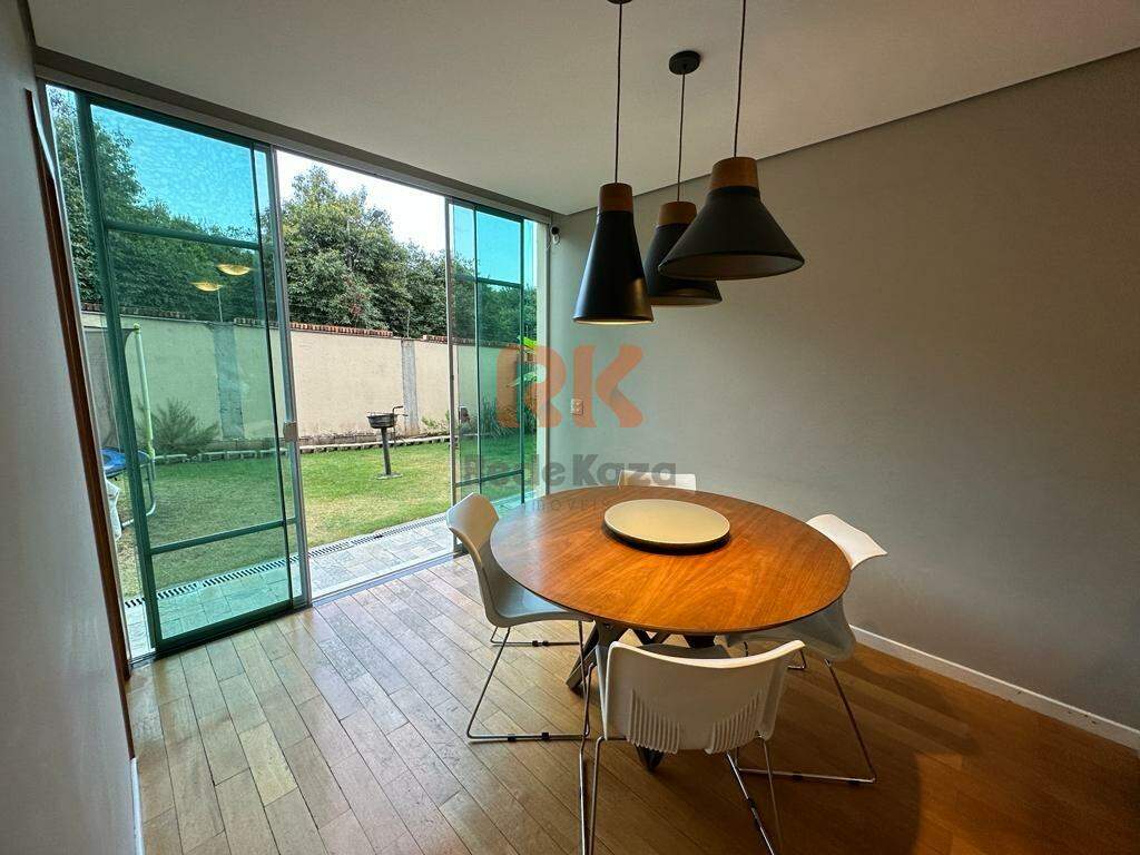 Casa à venda no Trevo: 