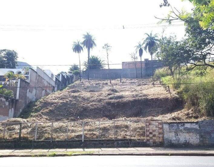 Terreno / Área à venda no Pampulha: 