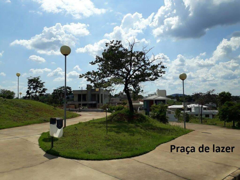 Terreno / Área à venda no Chácaras Cotia: 