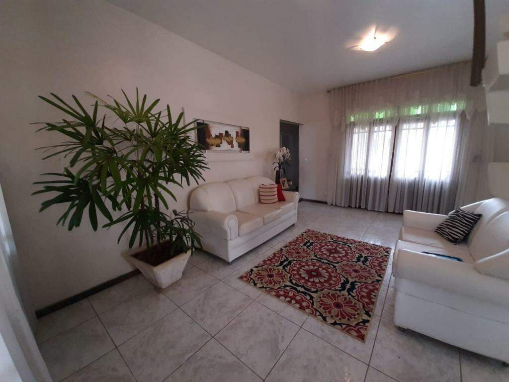 Casa à venda no Bandeirantes: 