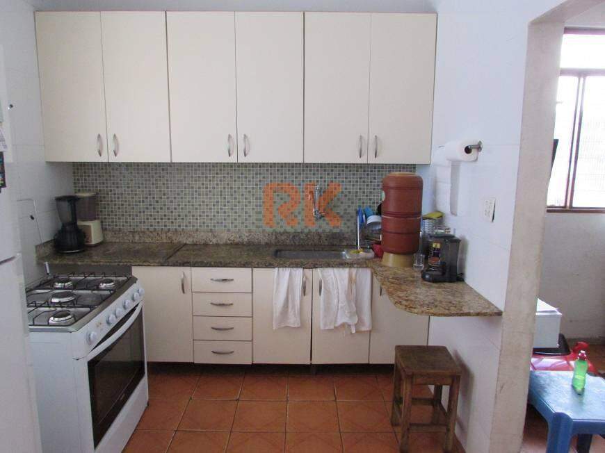 Casa à venda no Serrano: 