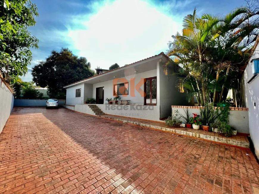 Casa à venda no Bandeirantes: 