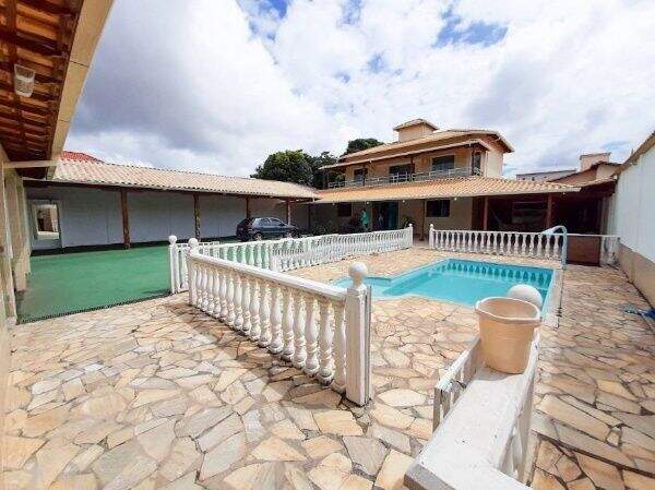 Casa à venda no Trevo: 