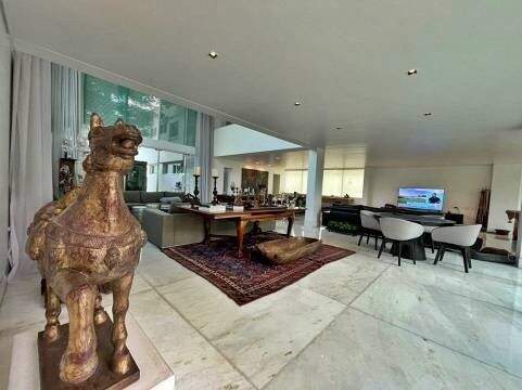 Casa à venda no Bandeirantes: 