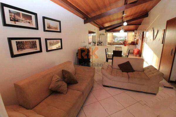 Casa à venda no Alípio de Melo: 