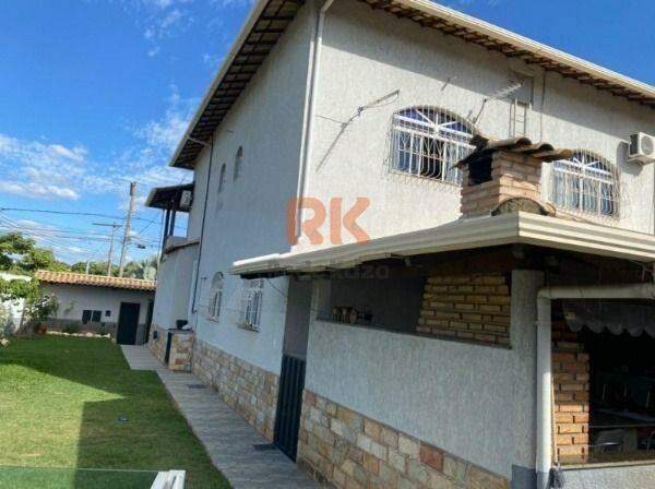 Casa à venda no Bandeirantes: 