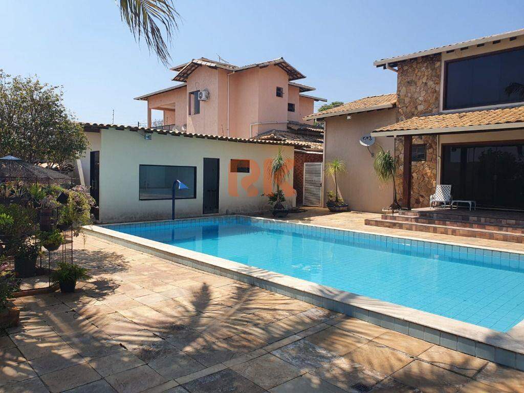 Casa à venda no Trevo: 